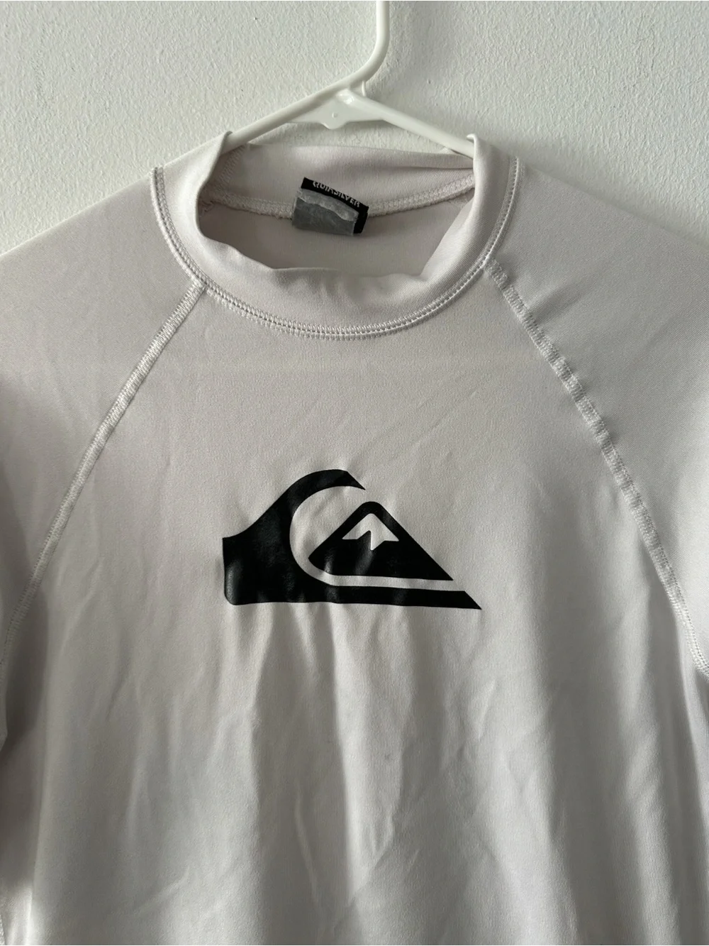 Quicksilver Off White Short Sleeve Rash Guard Surf Tee No Size Tag Est. Size Men